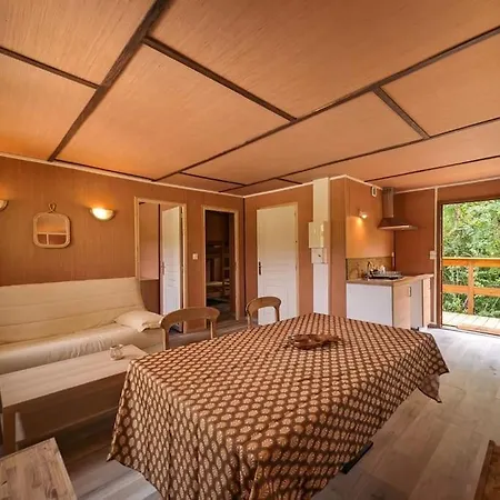 Gite L'Acacia 3 A 6 Personnes Blesignac Exterior foto